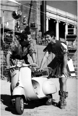 ¿Qué tal una aventura épica de gladiadores romanos con un toque de humor irónico? Presentamos Ben-Hur (1959)!